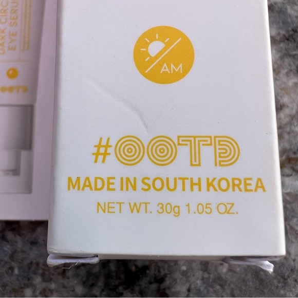 OOTD EVE VEGAN DARK CIRCLE EYE SERUM -VITAMIN C - Picture 16 of 16